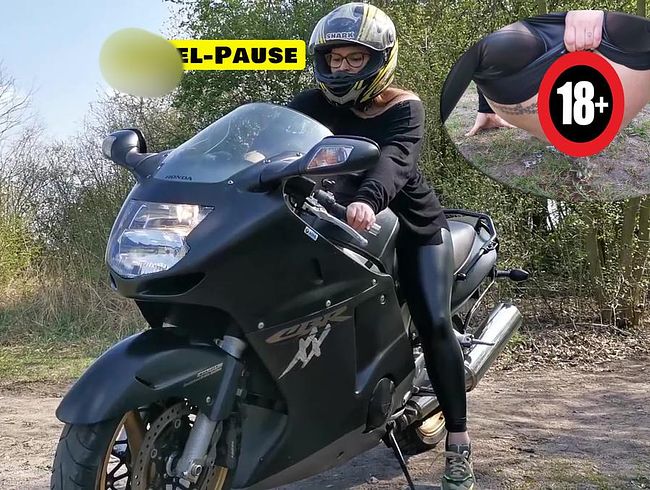 HollyBanks Porno Video: pin**lpause. Das war knapp